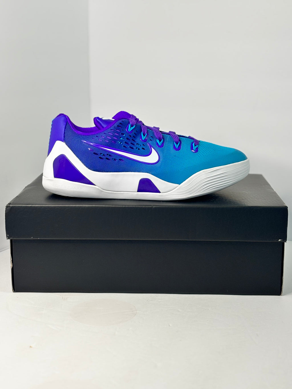 Nike Kobe 9 Low EM Hornets (GS)