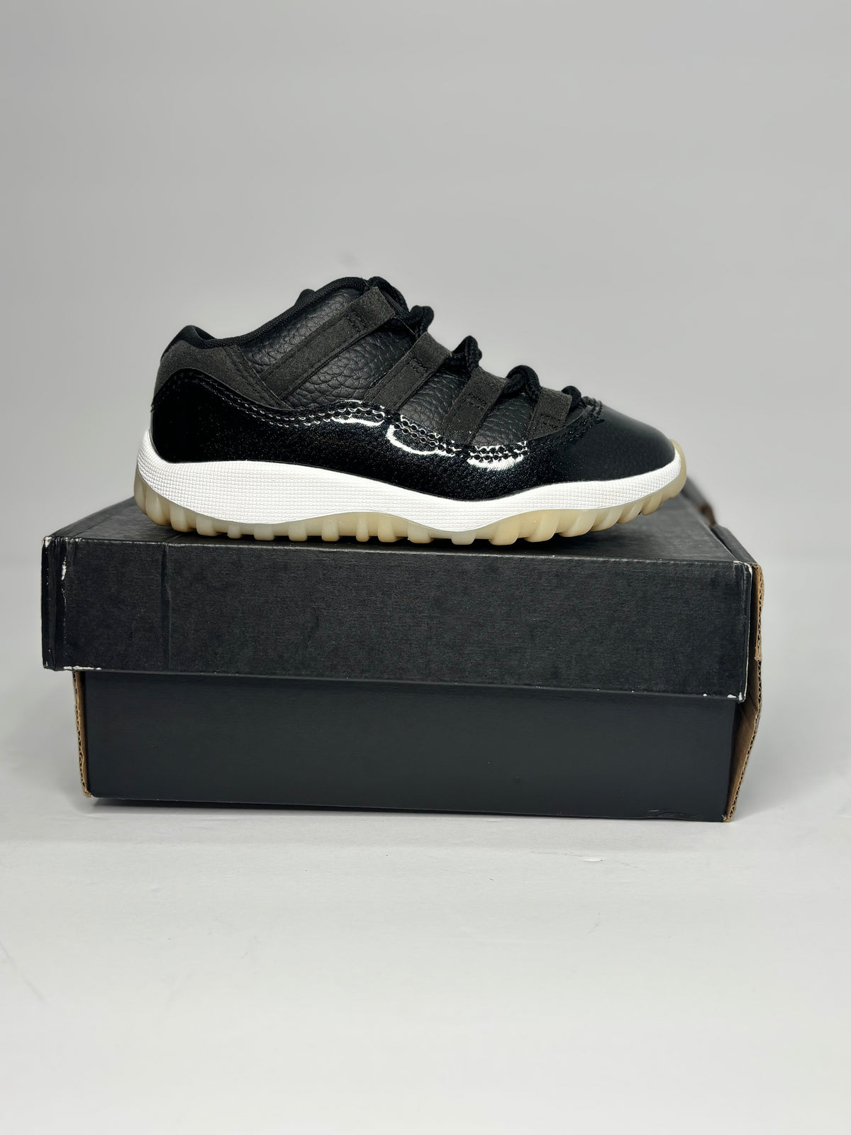 Jordan 11 Low 72-10 (TD)