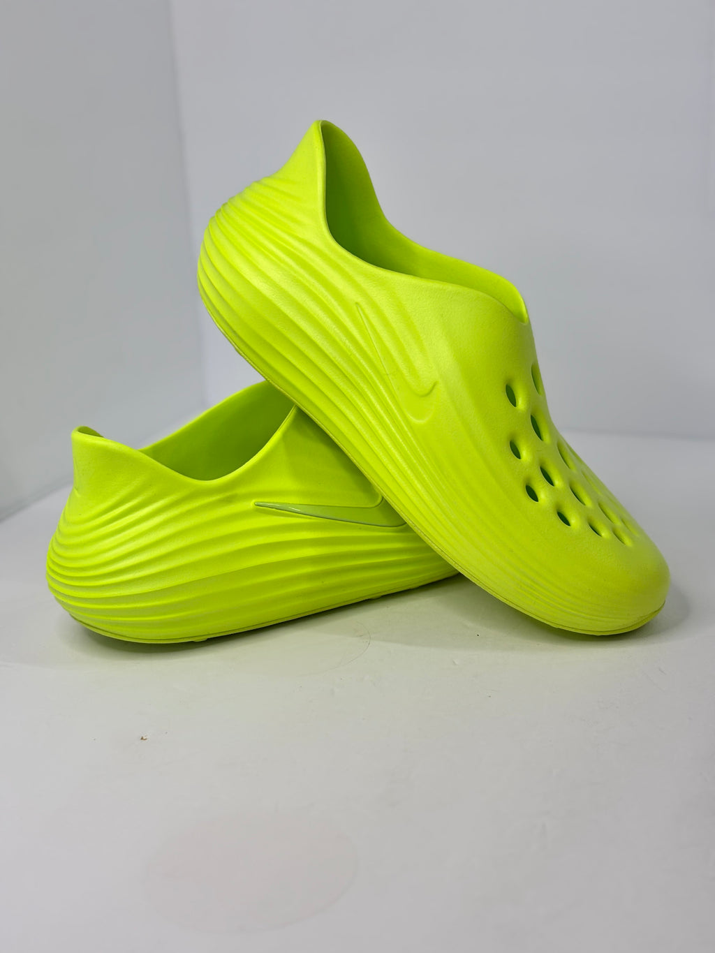 Nike ReactX Rejuven8 Volt Ice