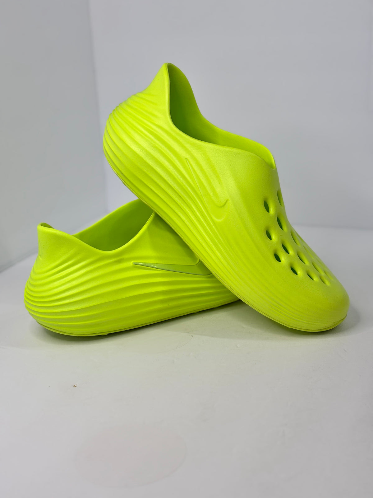 Nike ReactX Rejuven8 Volt Ice