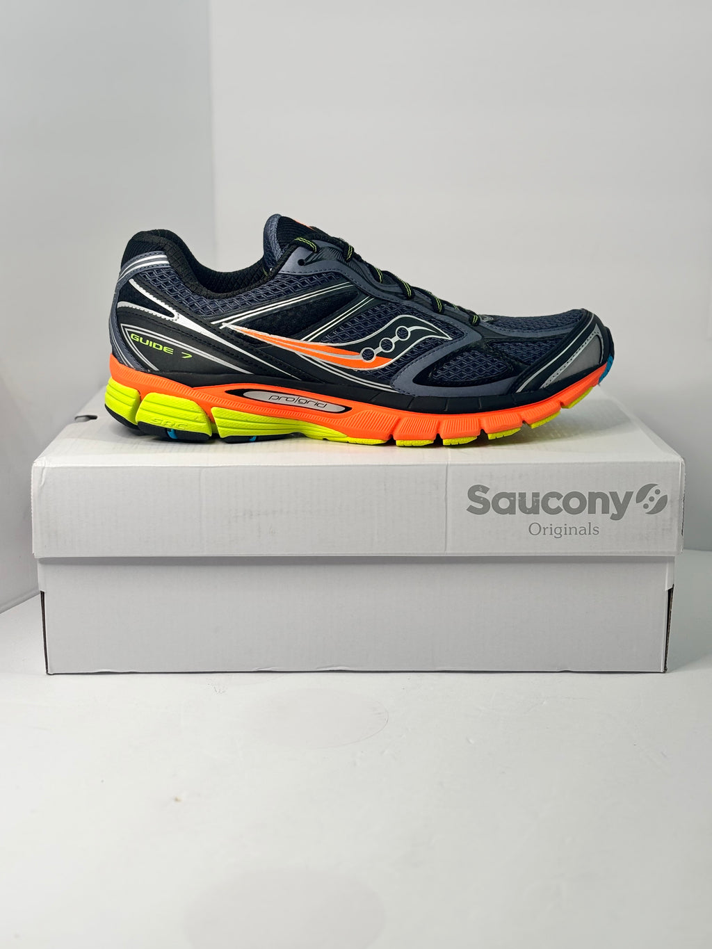 Saucony ProGrid Guide 7 Grey Multi