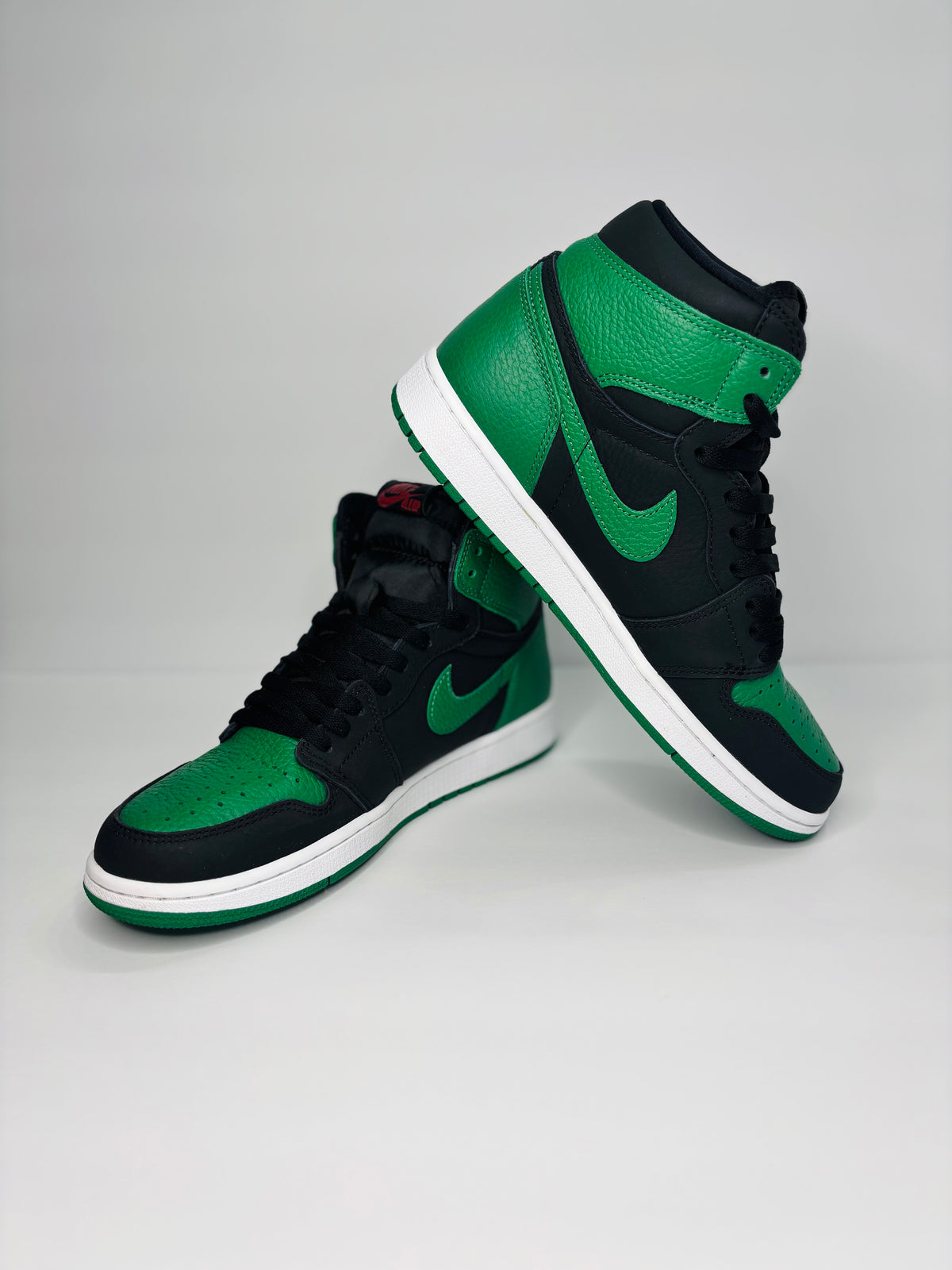 Jordan 1 Pine Green