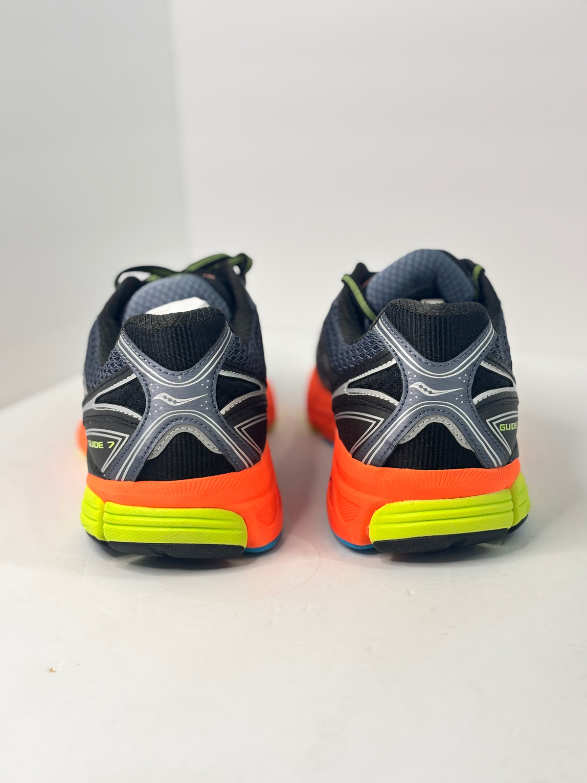 Saucony ProGrid Guide 7 Grey Multi